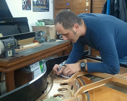 Klavirstimer Branko Kozarski